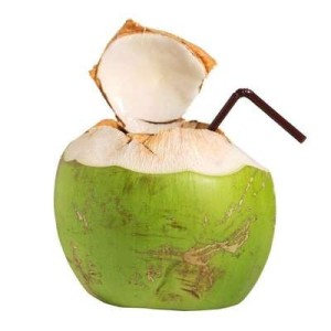 Noix de coco fraiche à boire avec paille, Vietnam